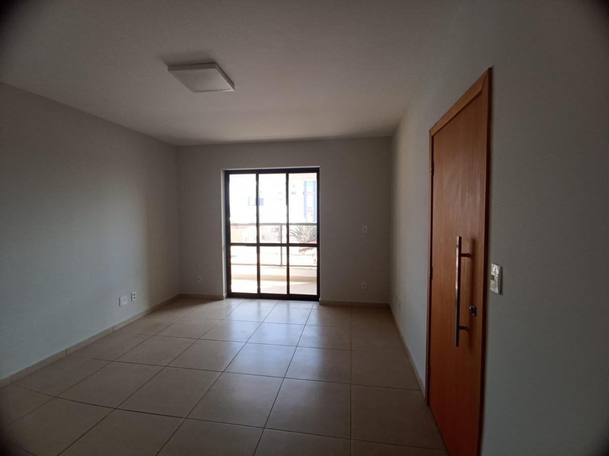 Apartamento, Centro, 3 Quartos, 2 Vagas, 1 Suíte