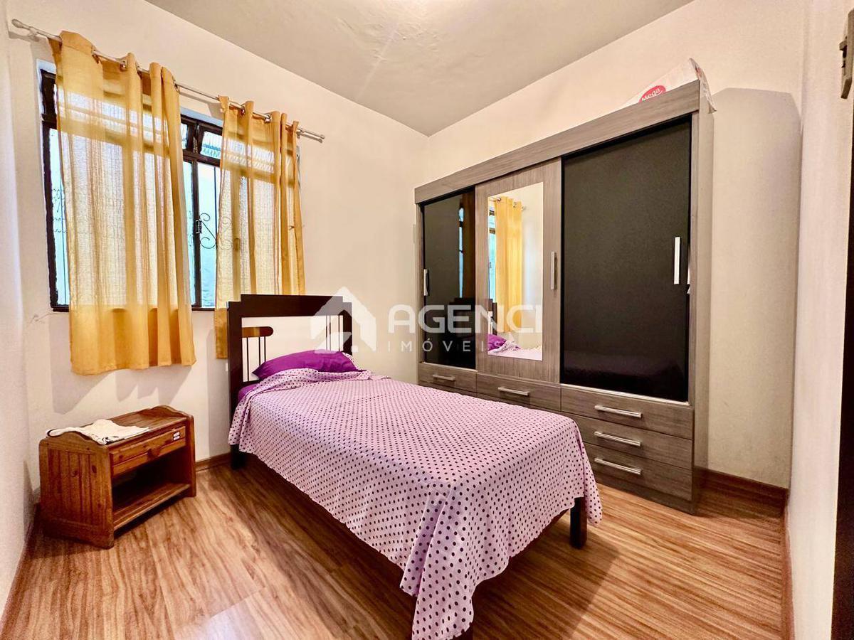 Casa, Santa Maria, 3 Quartos, 0 Vaga, 0 Suíte