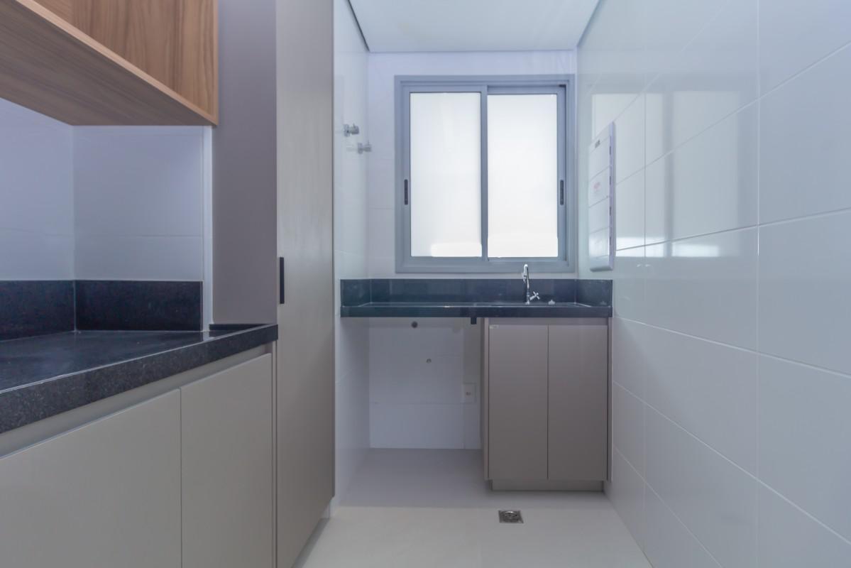 Apartamento, Sagrada Família, 3 Quartos, 2 Vagas, 1 Suíte
