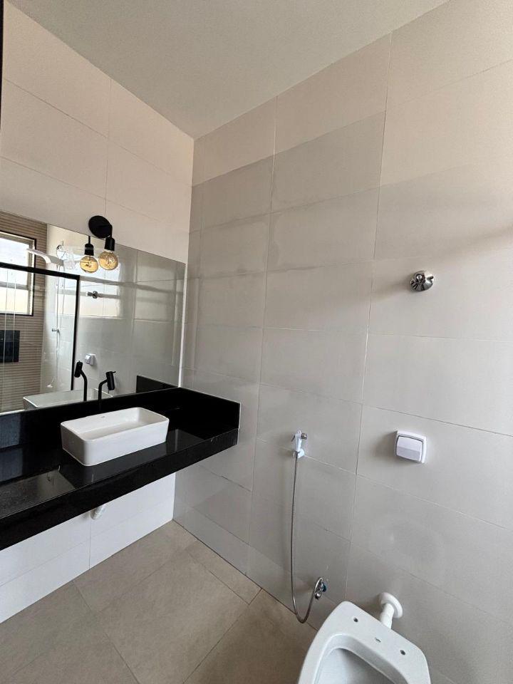 Cobertura, Cidade Nova, 6 Quartos, 2 Vagas, 1 Suíte