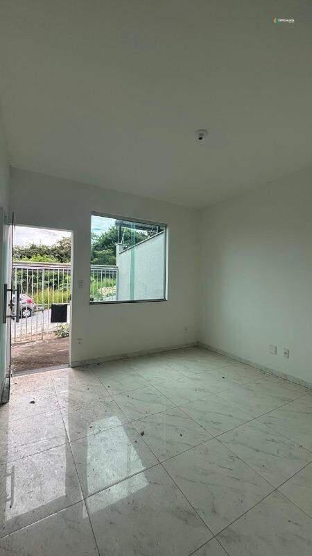Casa, Novo Centro, 3 Quartos, 2 Vagas, 1 Suíte