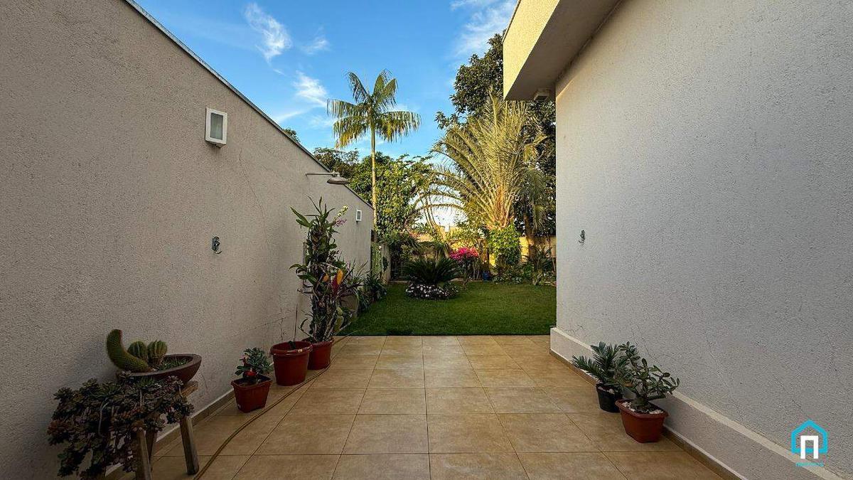 Casa, Centro, 4 Quartos, 4 Vagas, 2 Suítes