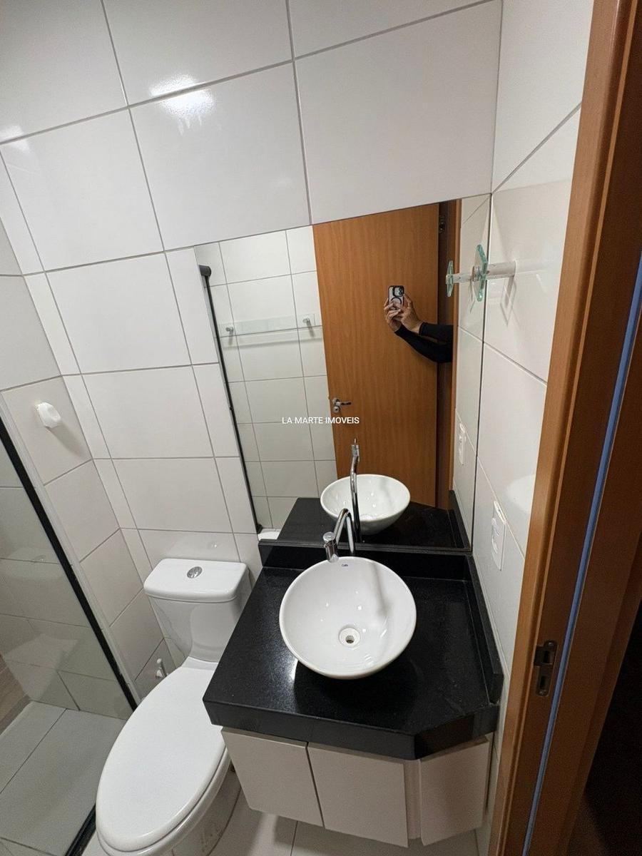 Apartamento, Três Barras, 2 Quartos, 1 Vaga