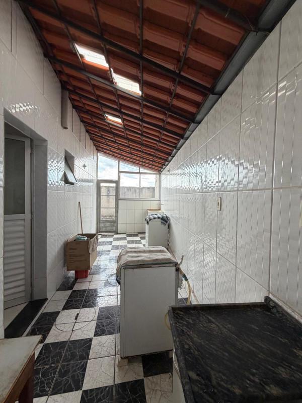 Casa, Solar do Barreiro, 2 Quartos, 1 Vaga