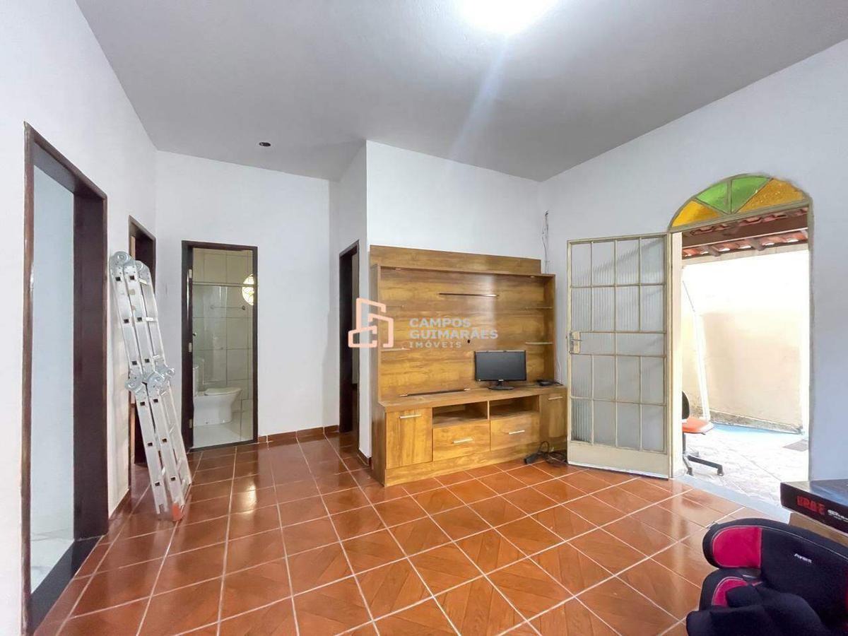 Casa, Arvoredo, 3 Quartos, 3 Vagas, 1 Suíte