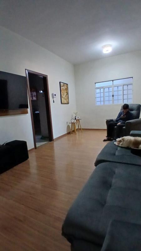 Casa, Niterói, 3 Quartos, 4 Vagas, 1 Suíte