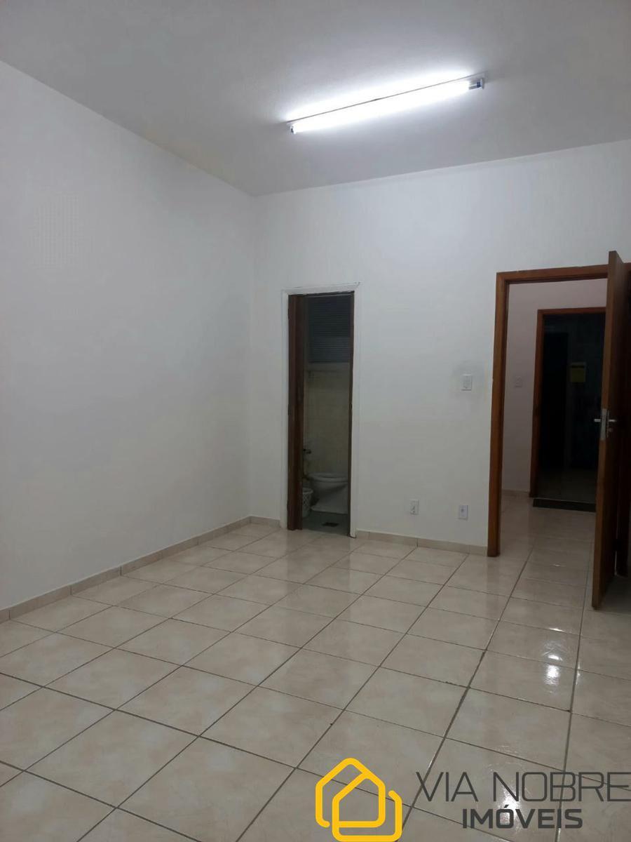Sala, Centro