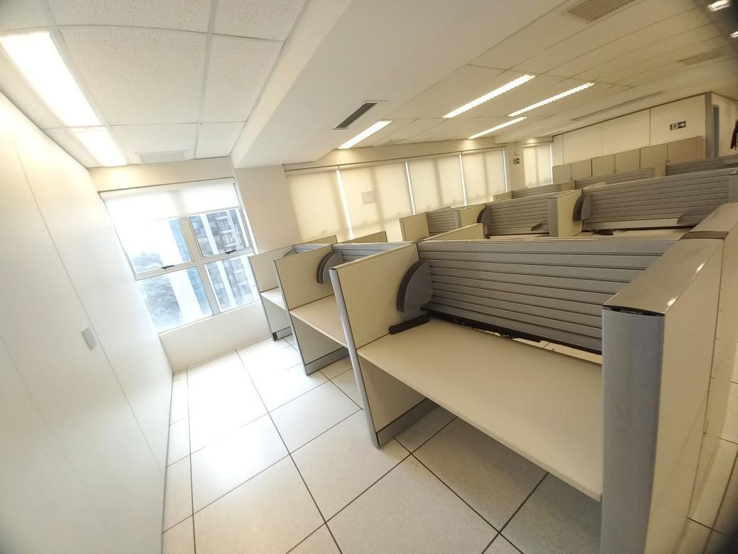 Sala, Savassi, 0 Quarto, 2 Vagas