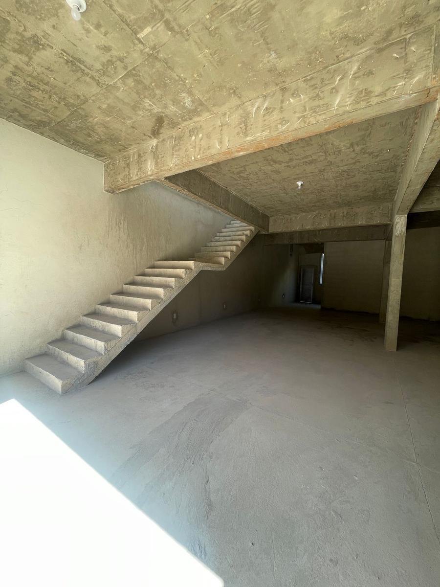 Andar, Centro, 0 Quarto, 3 Vagas