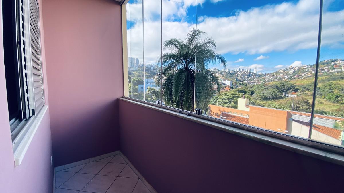 Casa, Ouro Preto, 3 Quartos, 5 Vagas, 1 Suíte