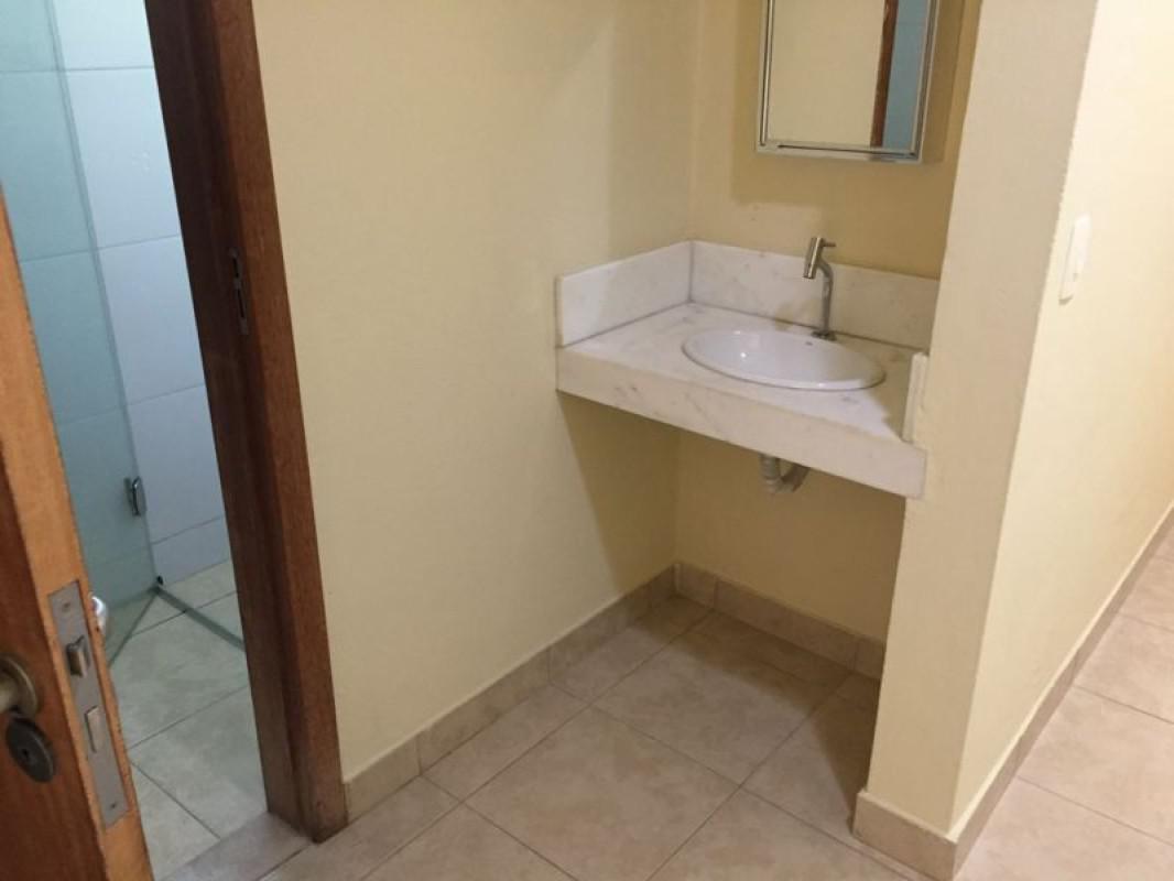 Apartamento, Floresta, 2 Quartos, 0 Vaga