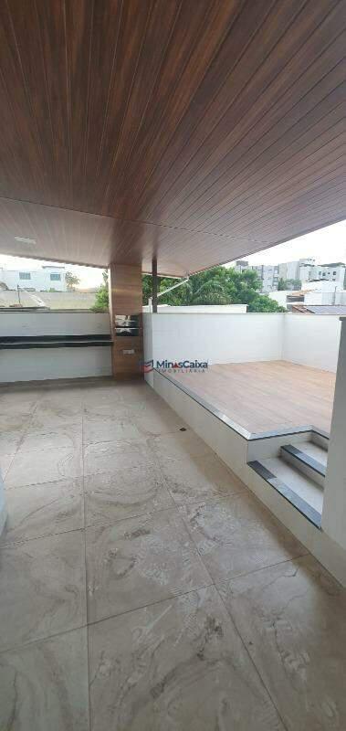 Casa, Quitandinha, 4 Quartos, 2 Vagas, 1 Suíte