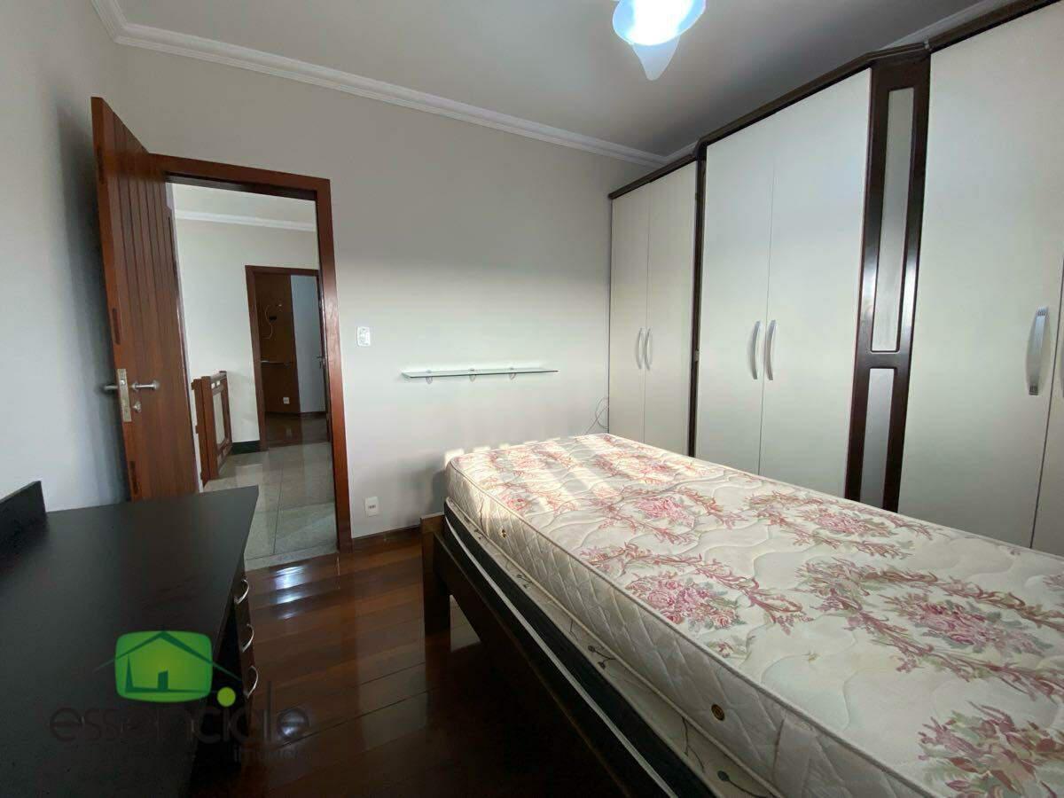 Casa, Conjunto Água Branca, 3 Quartos, 4 Vagas, 1 Suíte