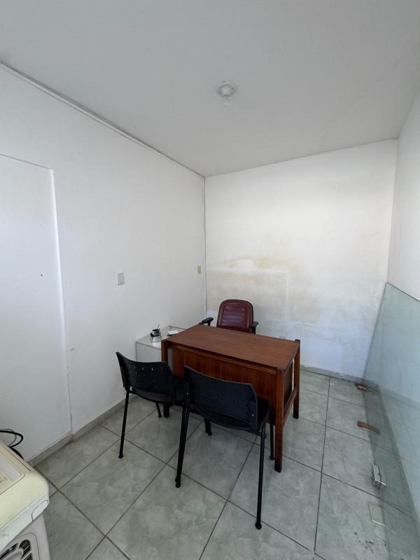 Andar, Barreiro, 0 Quarto, 5 Vagas