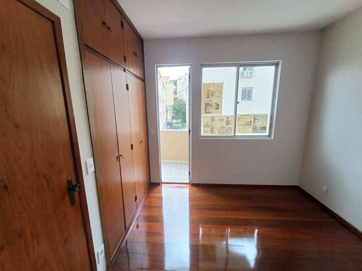 Apartamento, Sagrada Família, 3 Quartos, 2 Vagas, 1 Suíte