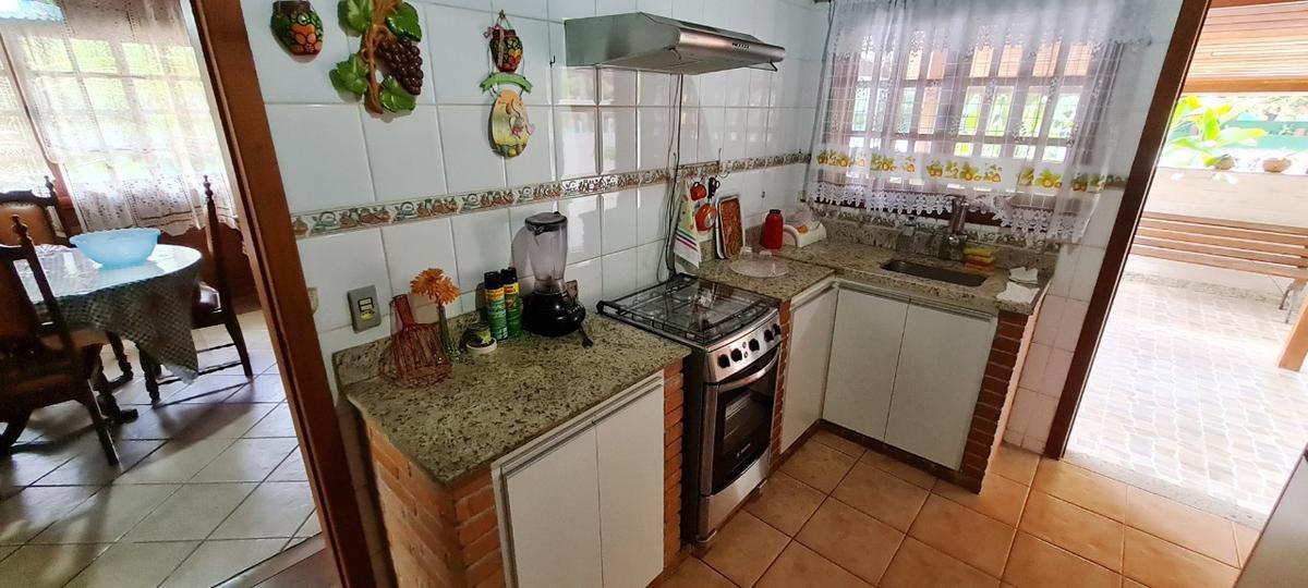 Fazenda, Quarenta e Dois, 4 Quartos, 12 Vagas, 1 Suíte