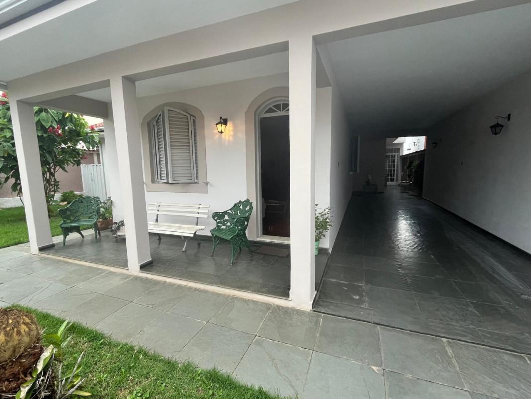 Casa, Alto dos Pinheiros, 3 Quartos, 3 Vagas, 1 Suíte