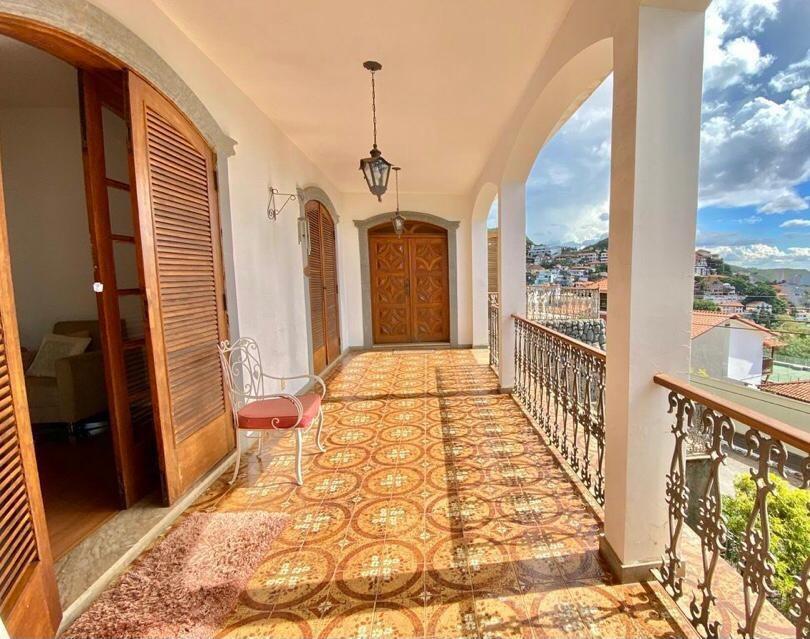 Casa, Mangabeiras, 5 Quartos, 4 Vagas, 2 Suítes
