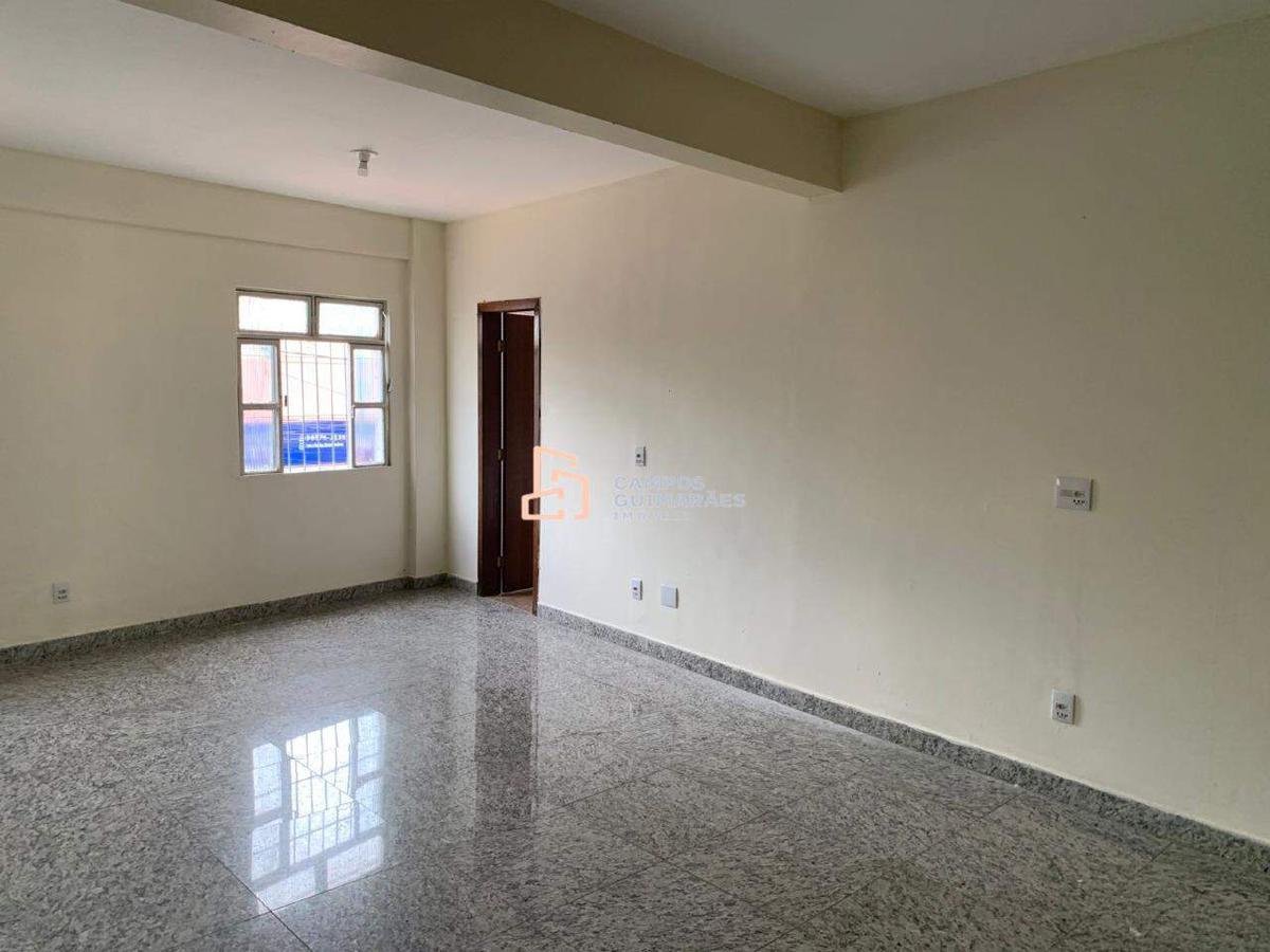 Prédio, Barreiro, 7 Quartos