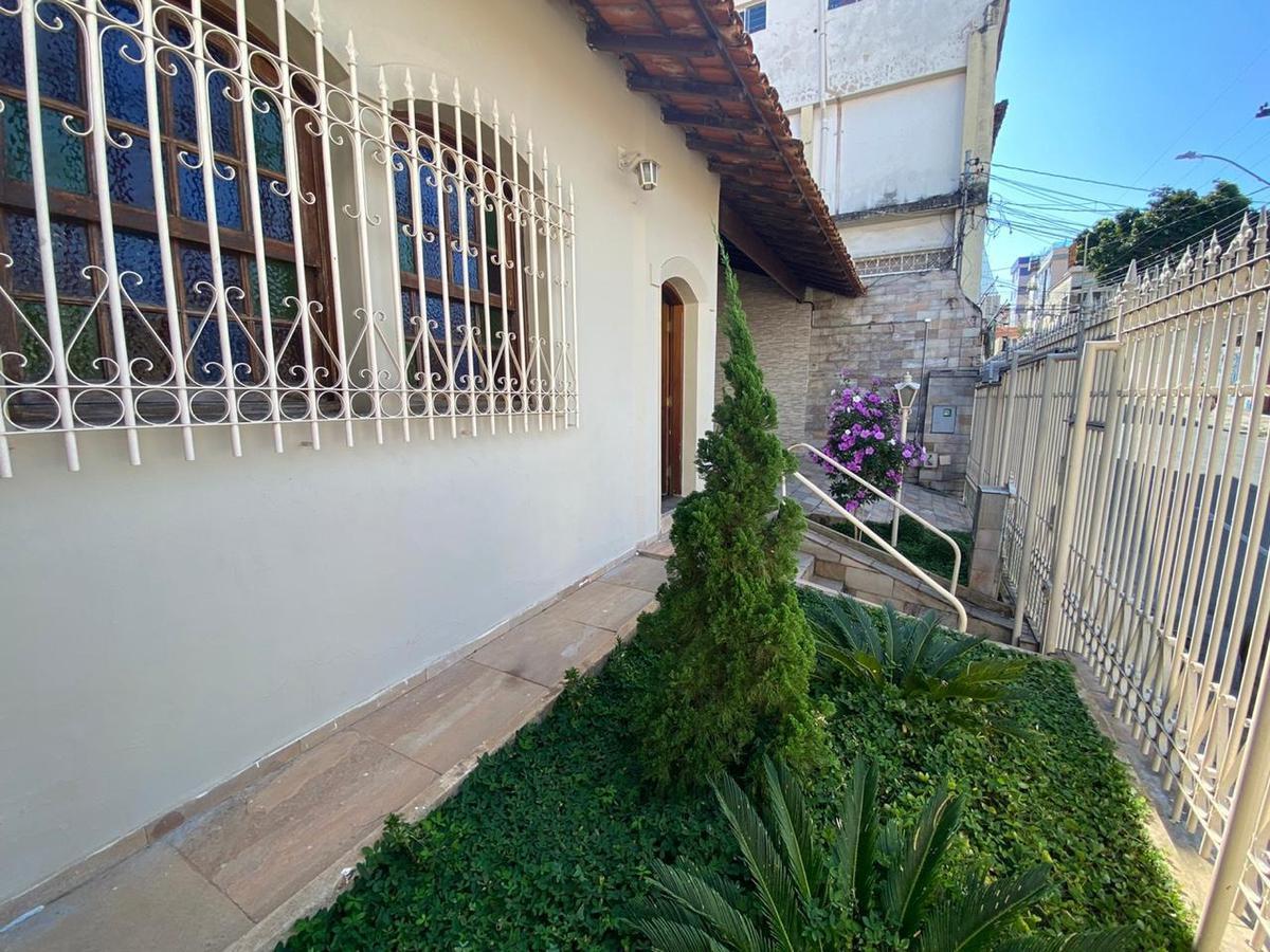 Casa, Colégio Batista, 4 Quartos, 3 Vagas, 1 Suíte