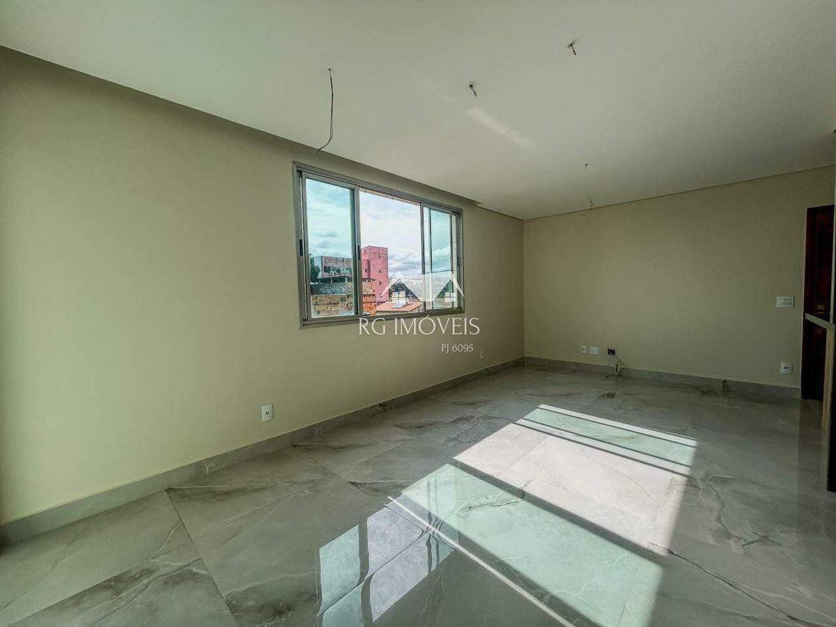 Apartamento, Barreiro, 3 Quartos, 1 Vaga, 1 Suíte