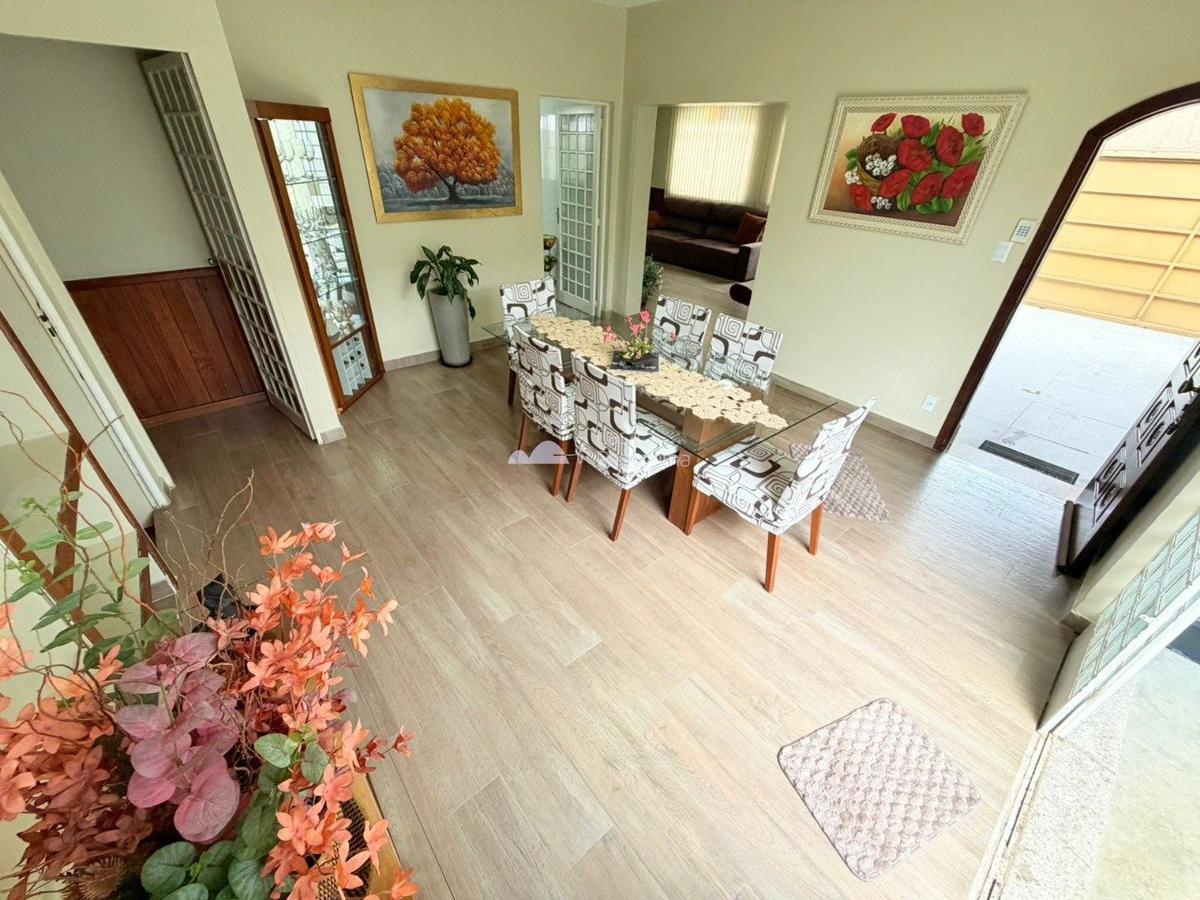 Casa, São João Batista (venda Nova), 7 Quartos, 3 Vagas, 4 Suítes