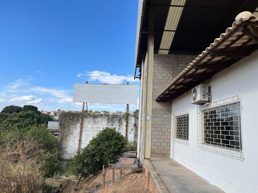 Galpão, Morada Nova, 0 Quarto, 20 Vagas