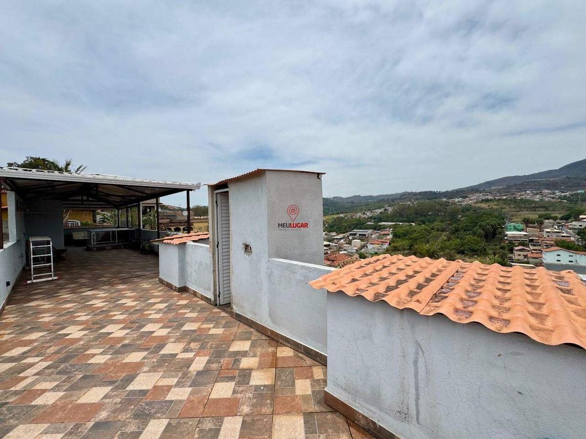 Casa, Araguaia, 3 Quartos, 1 Vaga, 2 Suítes