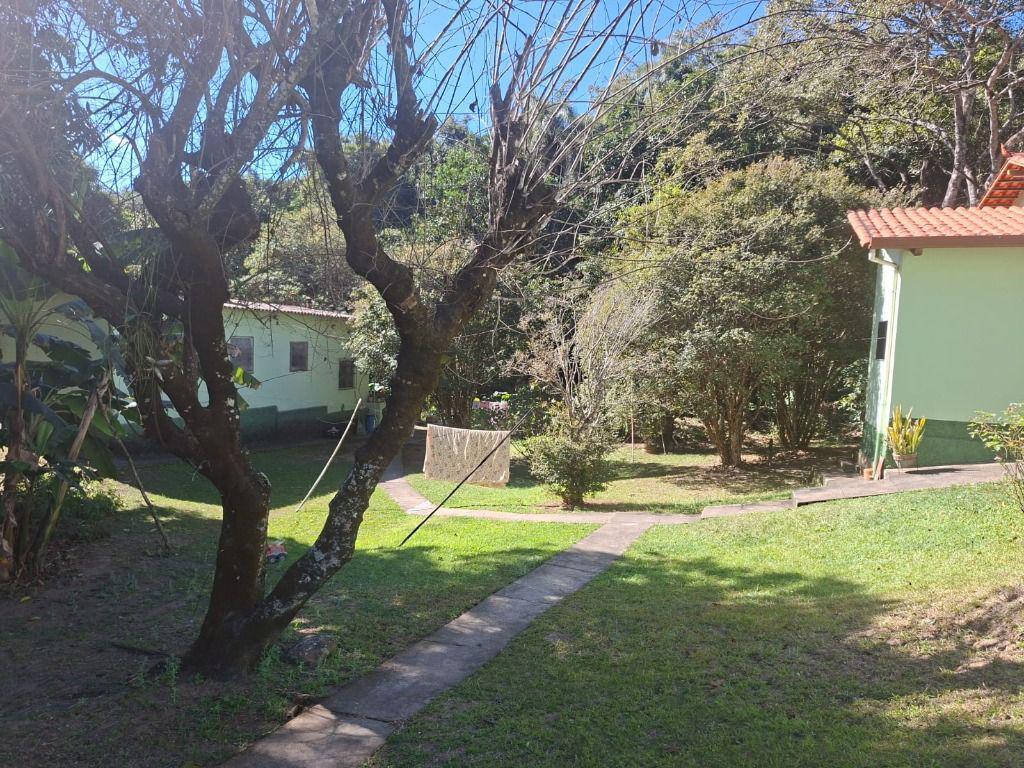 Fazenda, Ravena, 6 Quartos, 0 Vaga, 1 Suíte