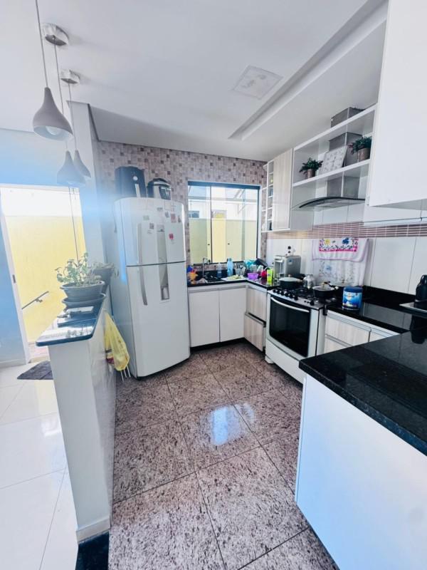 Casa, Masterville, 3 Quartos, 2 Vagas, 1 Suíte