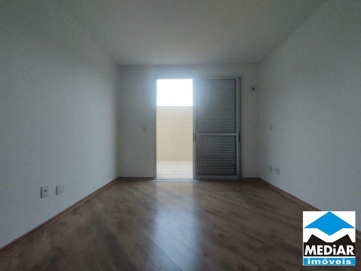 Apartamento, São José, 4 Quartos, 2 Vagas, 2 Suítes