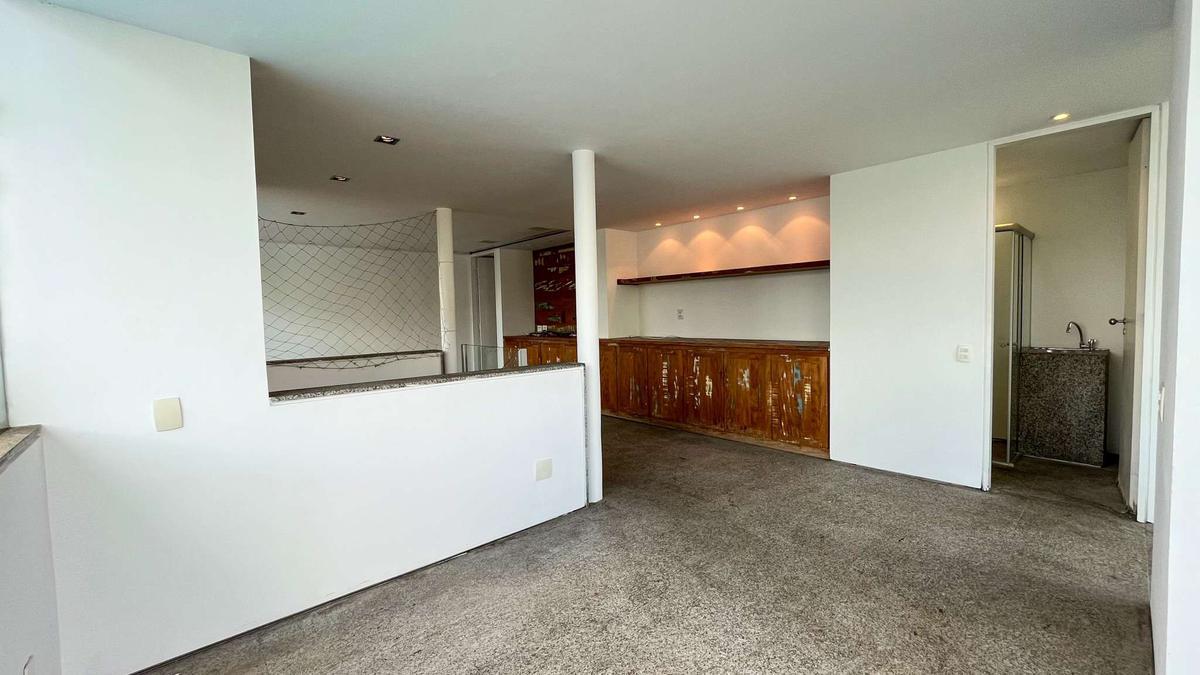 Cobertura, Serra, 4 Quartos, 2 Vagas, 1 Suíte