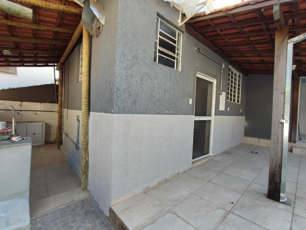 Casa, Floresta, 3 Quartos, 2 Vagas, 1 Suíte