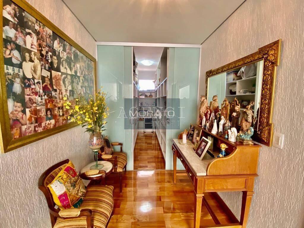 Casa, Braúnas, 5 Quartos, 0 Vaga, 2 Suítes