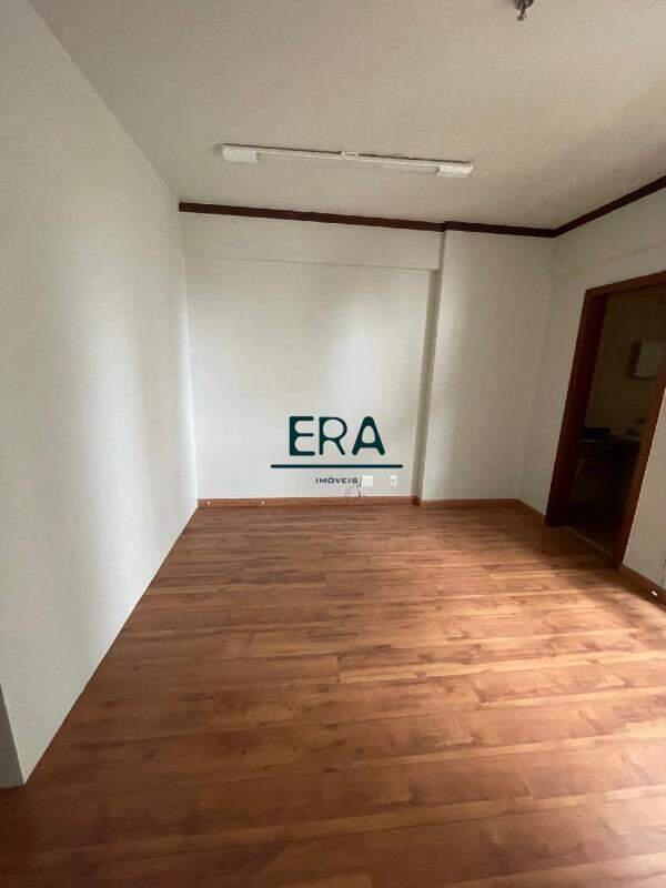 Sala, Lourdes, 0 Quarto, 1 Vaga