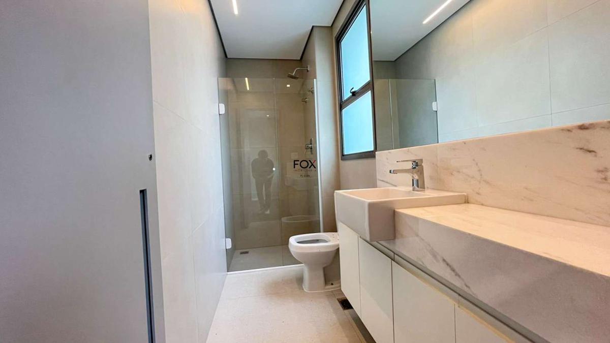 Apartamento, Funcionários, 2 Quartos, 2 Vagas, 1 Suíte