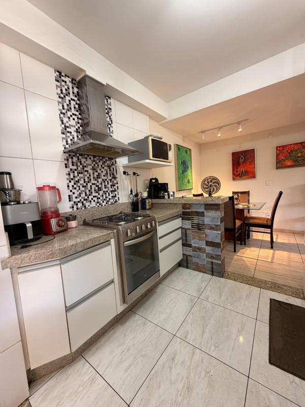 Casa, Santa Terezinha, 2 Quartos, 1 Vaga, 1 Suíte