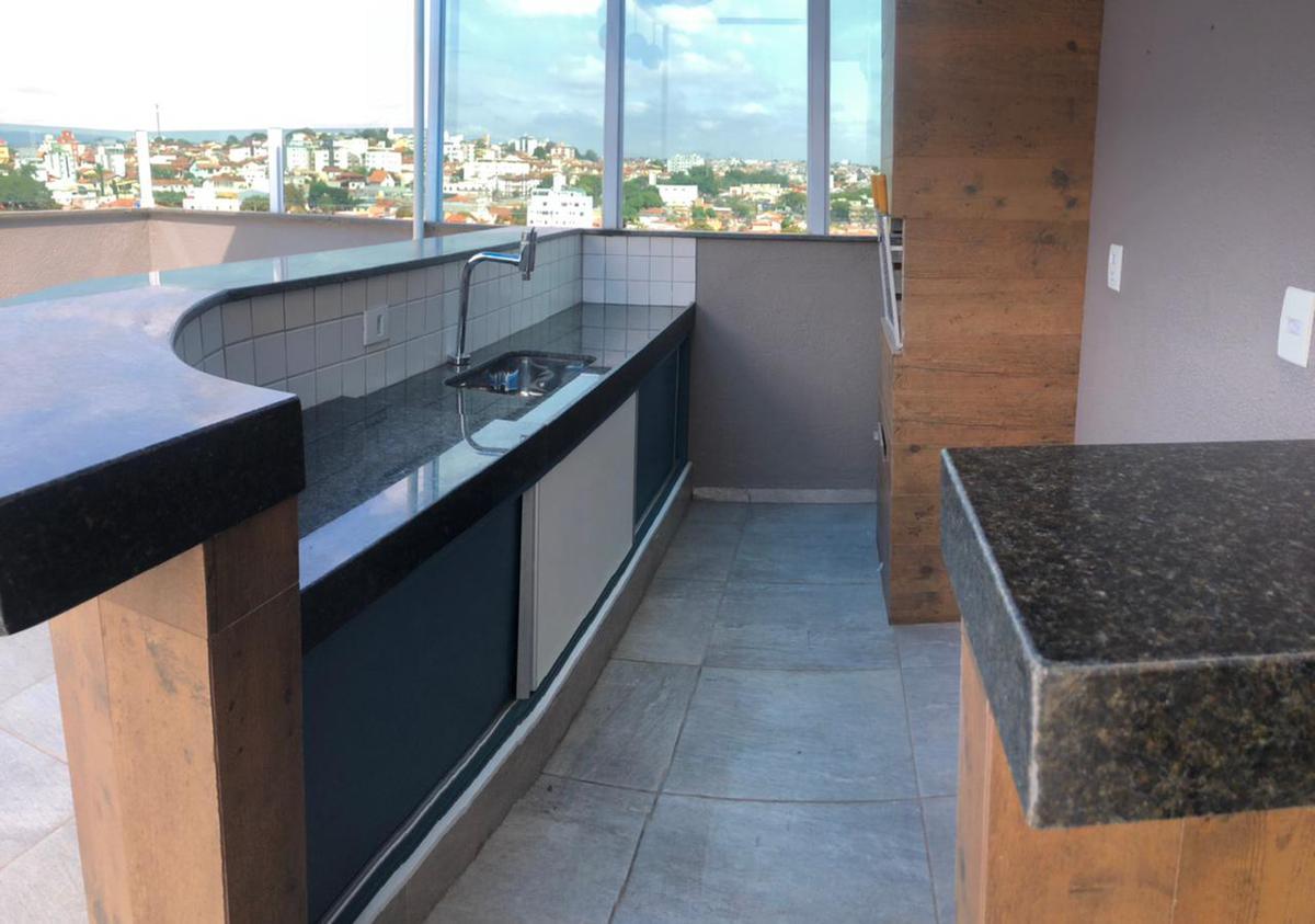 Cobertura, Santa Terezinha, 2 Quartos, 2 Vagas, 1 Suíte