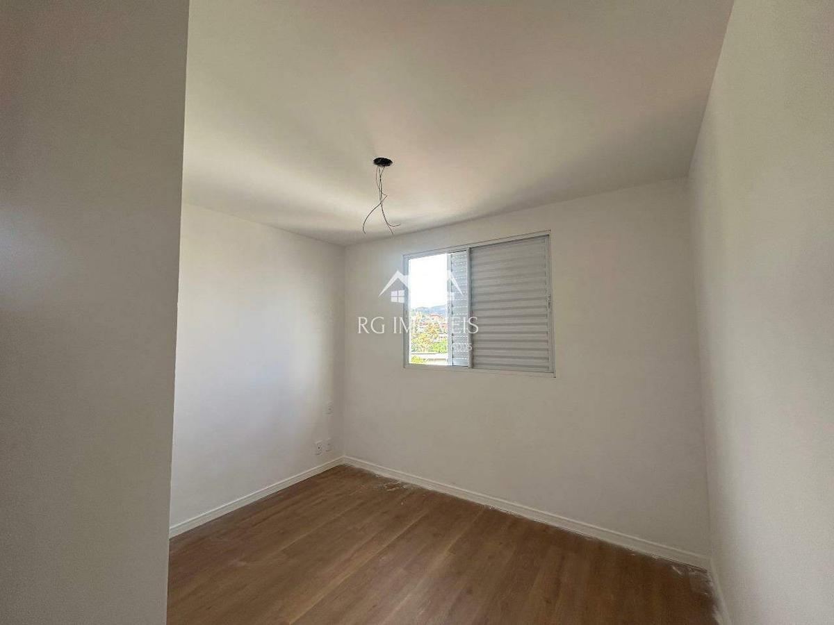 Apartamento, Araguaia, 2 Quartos, 0 Vaga, 1 Suíte
