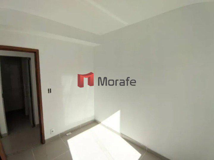 Casa, Vila Clóris, 2 Quartos, 0 Vaga, 1 Suíte