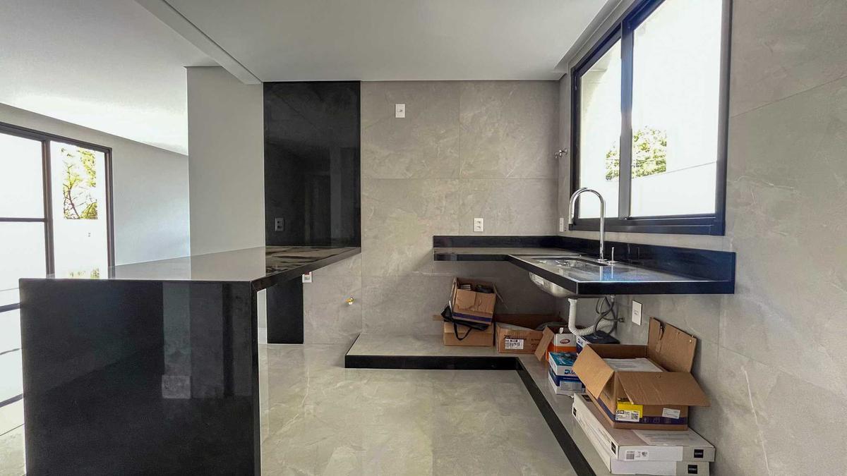 Apartamento, Silveira, 3 Quartos, 2 Vagas, 1 Suíte