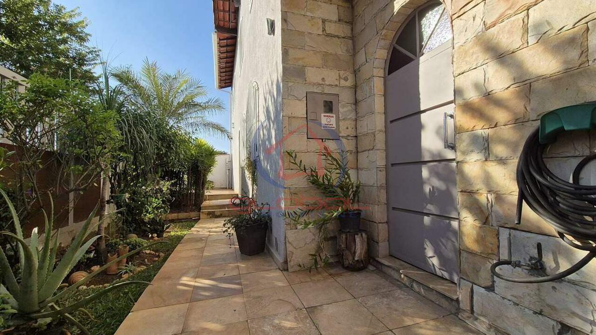 Casa, Ouro Preto, 5 Quartos, 2 Vagas, 1 Suíte