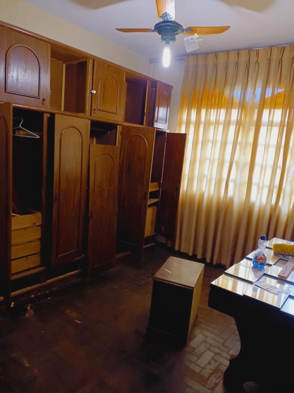 Casa, João Pinheiro, 5 Quartos, 3 Vagas, 1 Suíte