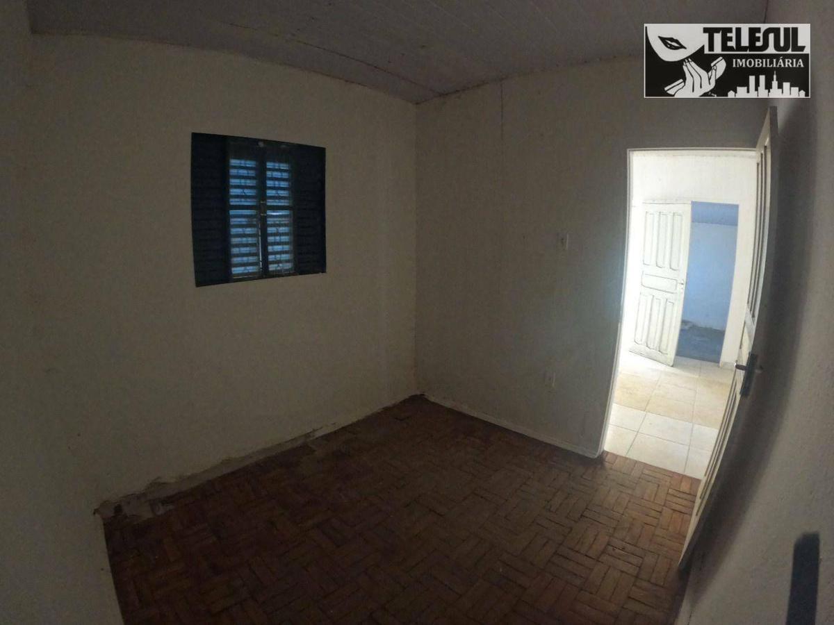 Casa, Centro, 3 Quartos, 0 Vaga