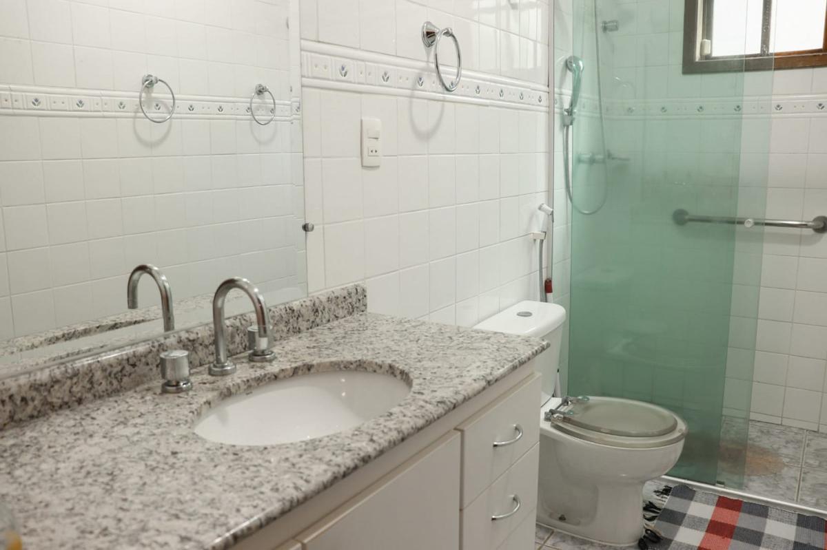 Fazenda, Parque Jardim Encantado, 4 Quartos, 4 Vagas, 1 Suíte