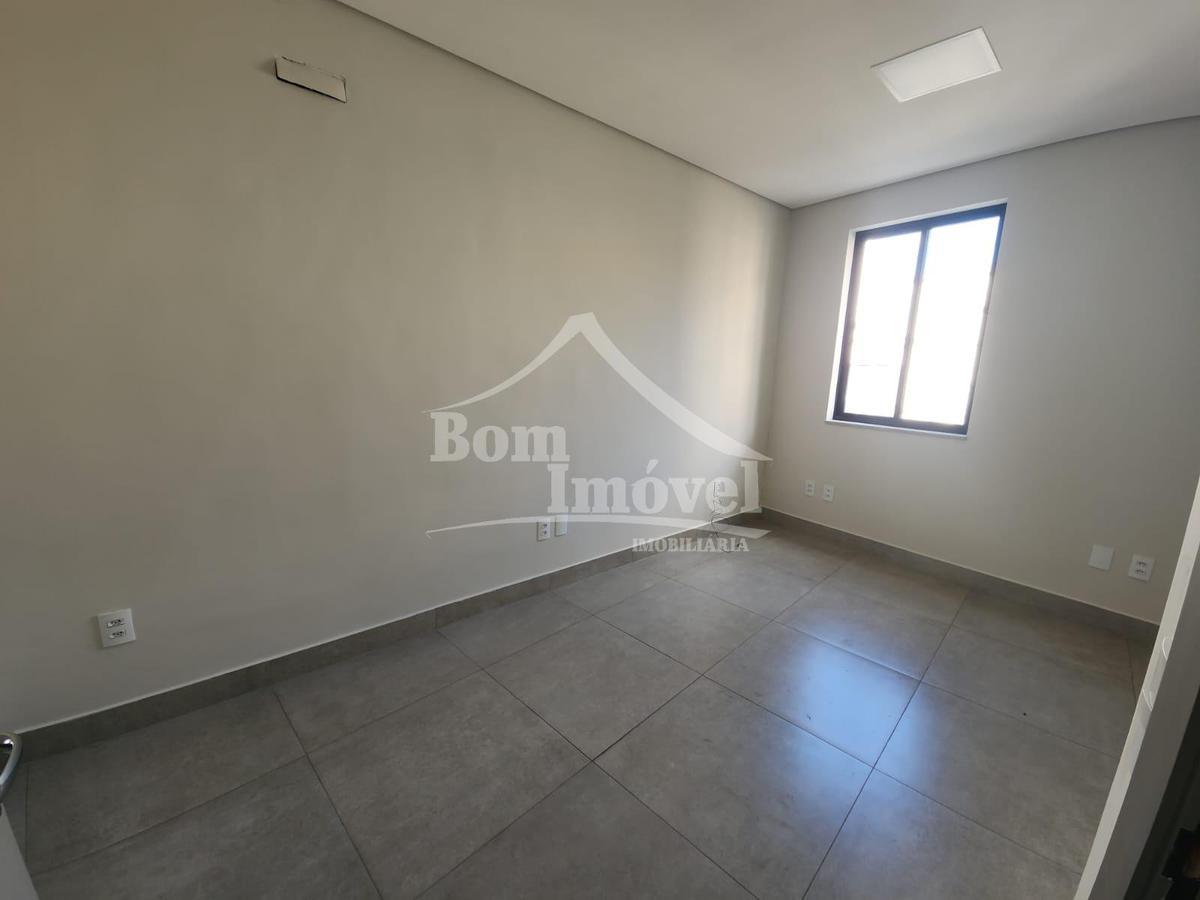Sala, Centro, 0 Quarto, 0 Vaga