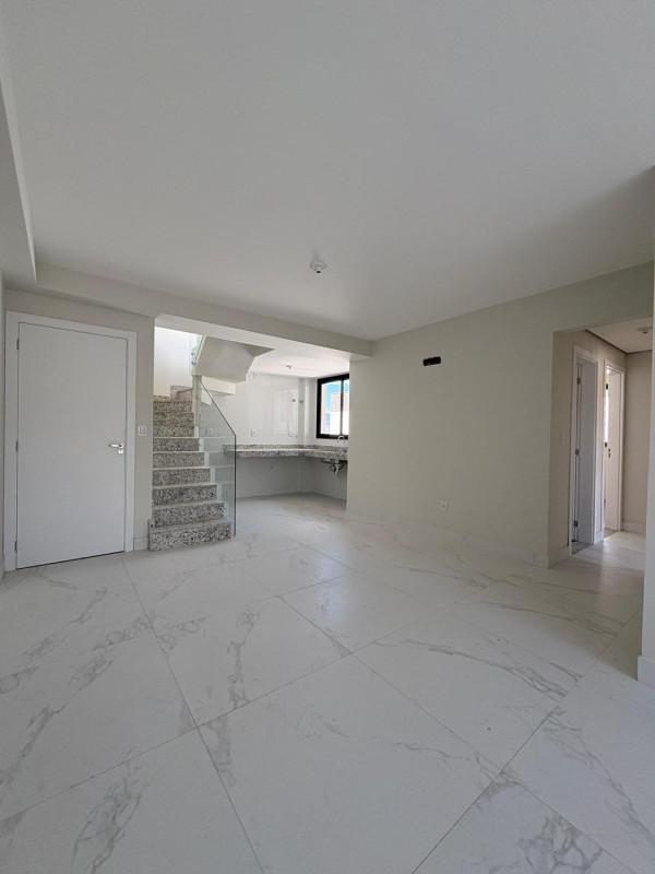 Cobertura, Tirol (barreiro), 3 Quartos, 2 Vagas, 1 Suíte