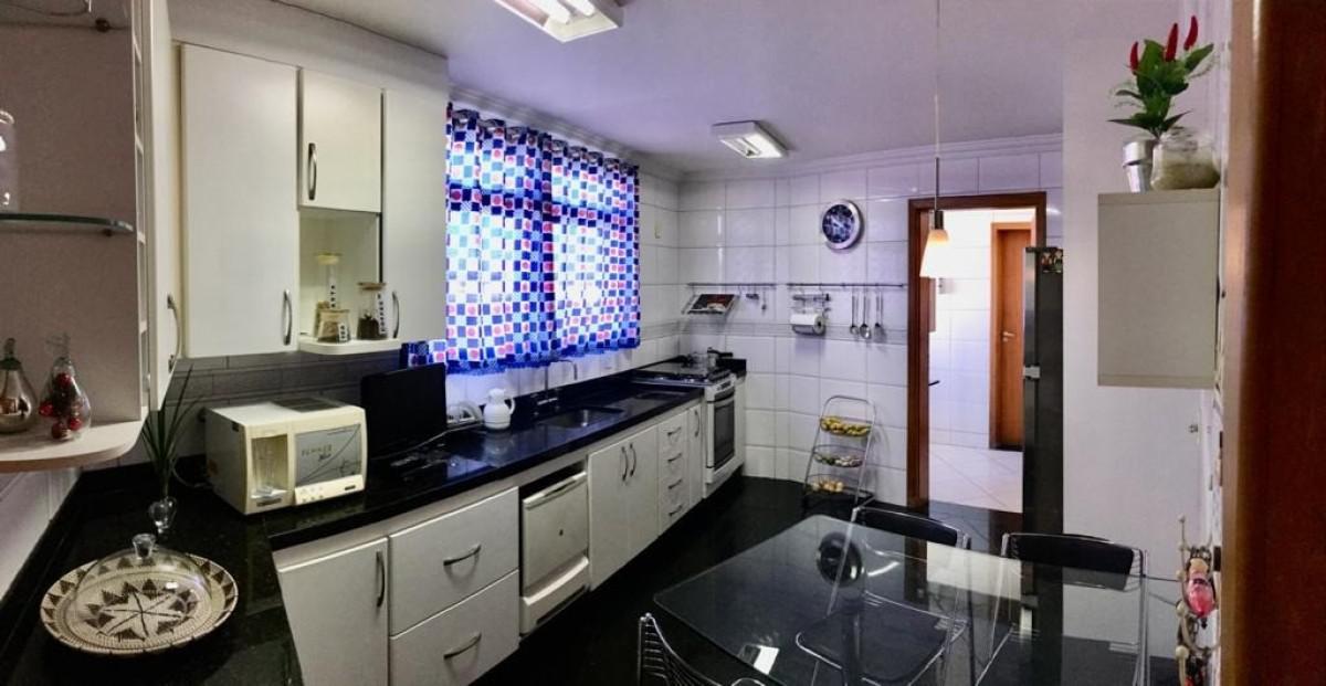 Cobertura, Santa Cruz Industrial, 3 Quartos, 5 Vagas, 1 Suíte