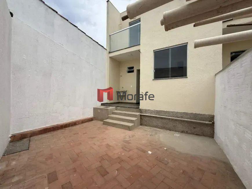 Casa, Santa Branca, 3 Quartos, 2 Vagas, 1 Suíte