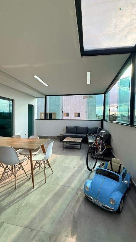 Cobertura, Novo Centro, 2 Quartos, 2 Vagas, 1 Suíte